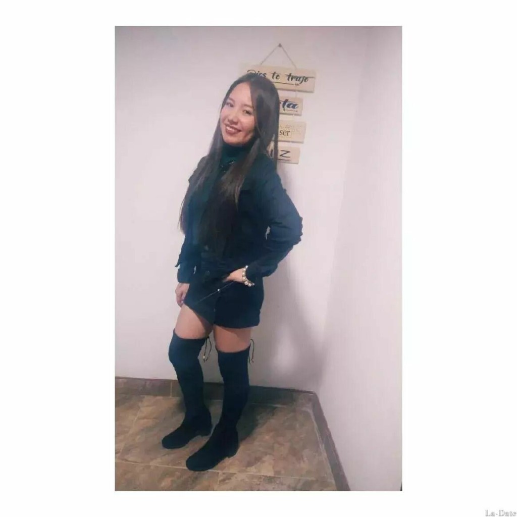 Veronica Profile image 1